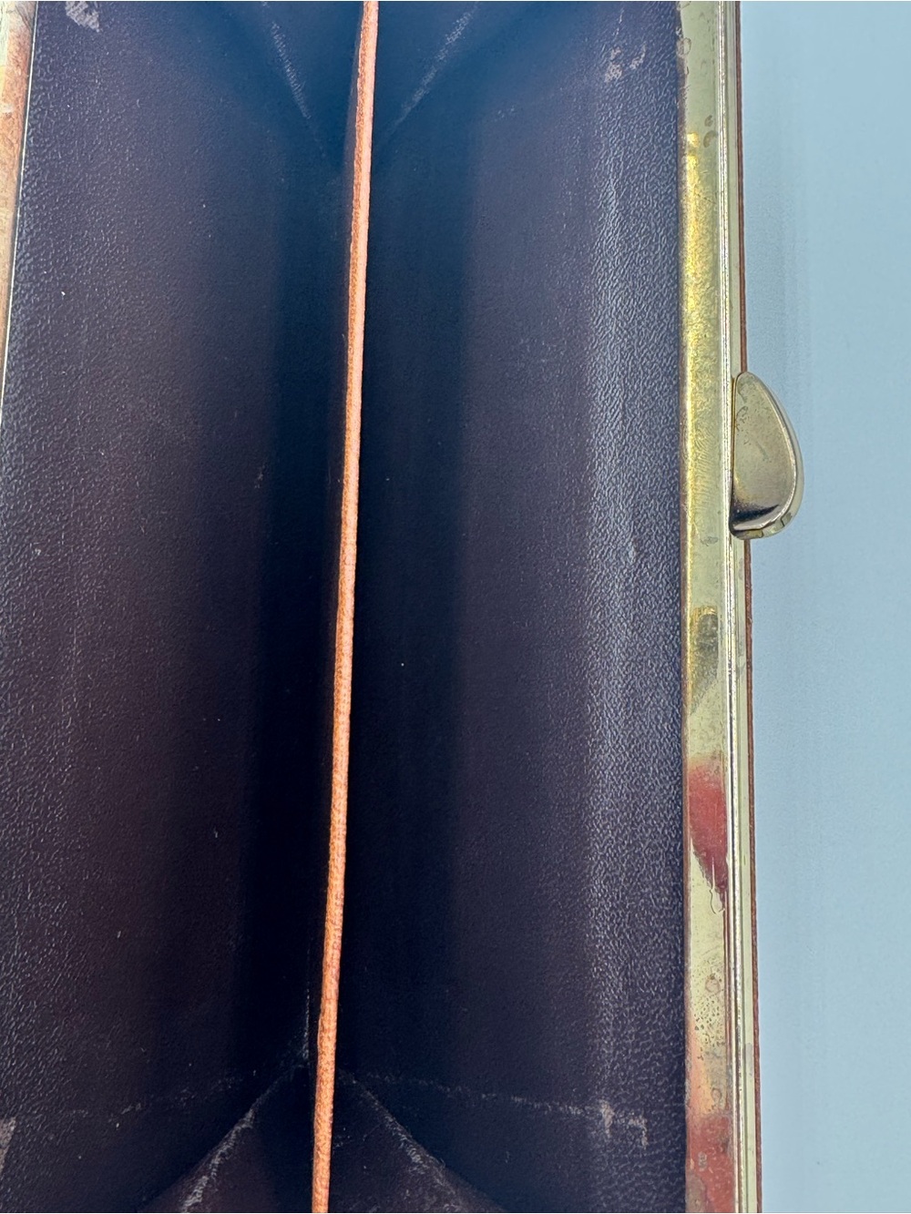 Burberrys Vintage Kisslock Brown Embossed Leather Logo Panel Nova Check Interior - Picture 6 of 12